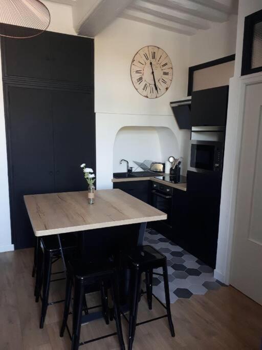 Appartement 4 Personnes - Vannes Intra-Muros - Rue Pietonne エクステリア 写真